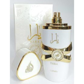 ادکلن یارا سفید مویی